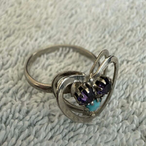 Vintage Silver Tone Ring with Purple Stones & Turquoise Accent Abstract Design